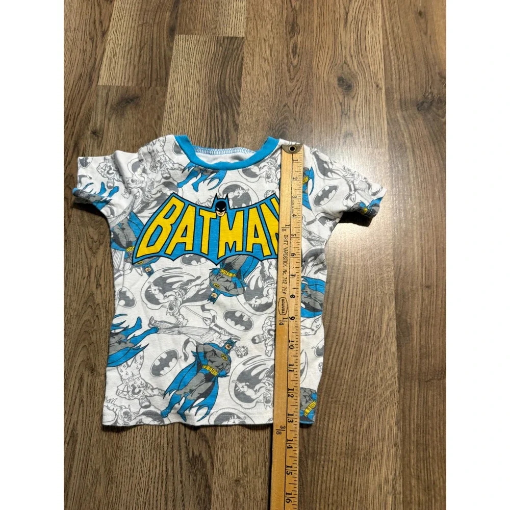 Batman Pajama Set Boys Size 6 White Blue Comic Book Print 2pc Excellent